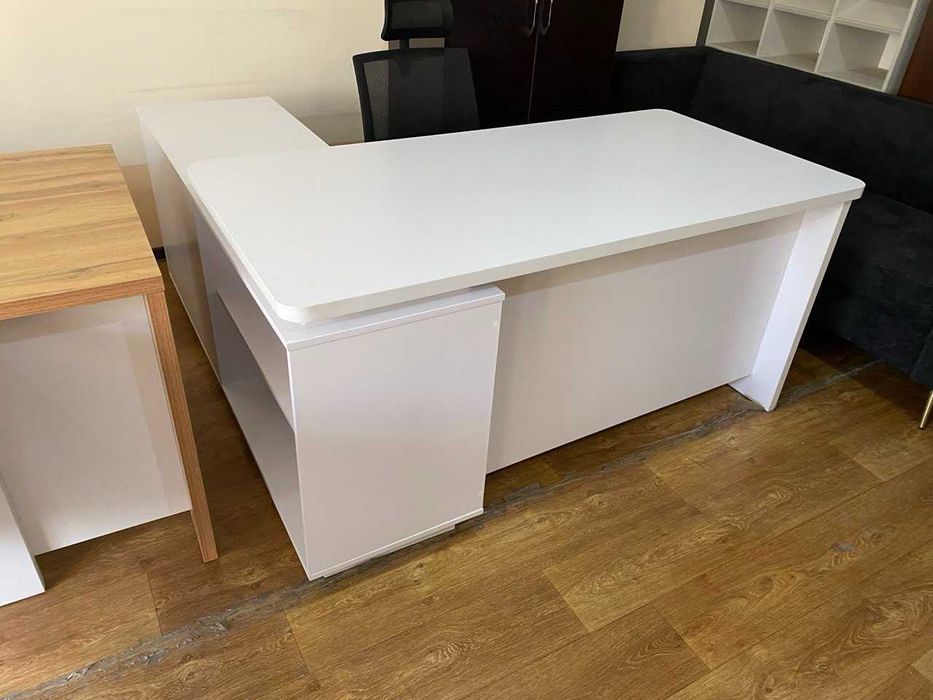Письменный стол от производителя