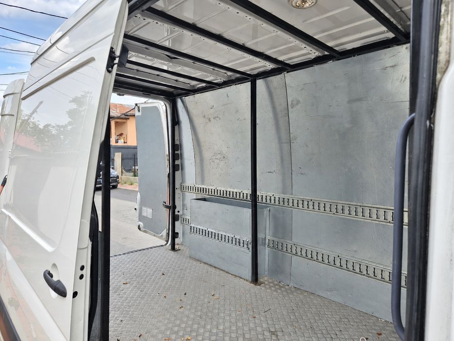 Volkswagen Crafter 2.0 TDI 109 CP – 3 locuri – Euro 5 – 241.835 km