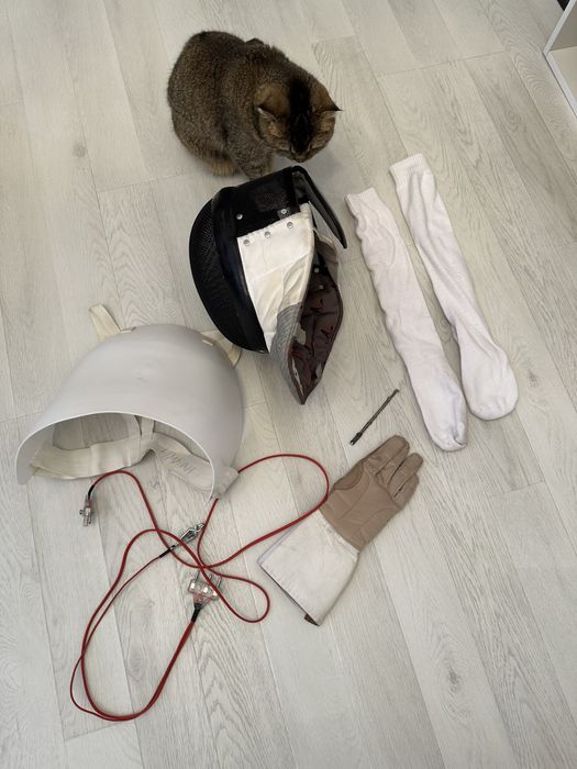 Продам шлем для рапиры