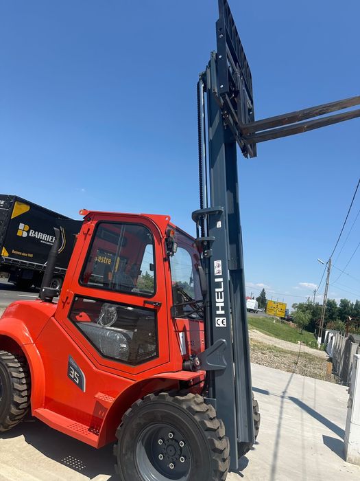 Motostivuitor Heli Drumuri Grele 3.5 To Stivuitor Toyota Hangha