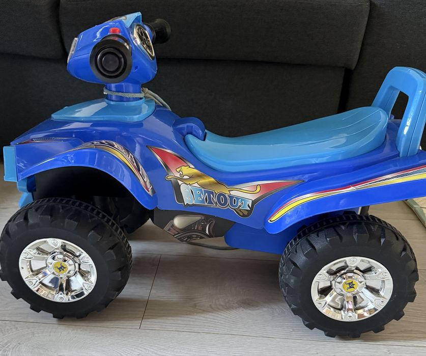 АТВ за бутане/яздене с крачета Lorelli