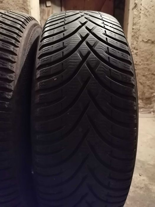 Продавам 2 броя зимни гуми 195.65.15 на 1 сезон дот 2019 Kleber