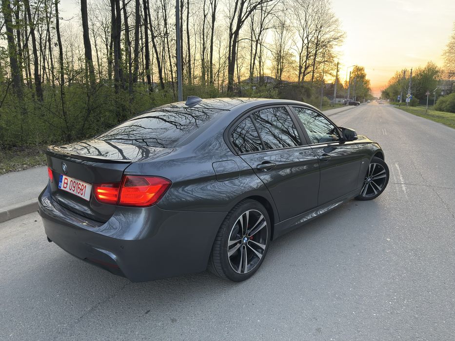 BMW F30 320d // Trapa // M Pachet // Bi Xenon-Adaptiv // Navi Mare // Piele //Un singur proprietar // RAR efectuat//Inca un set de jante+anvelope noi/