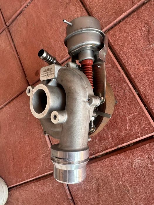 Turbina Dacia Duster 1.5 deci 110 CP Euro 5