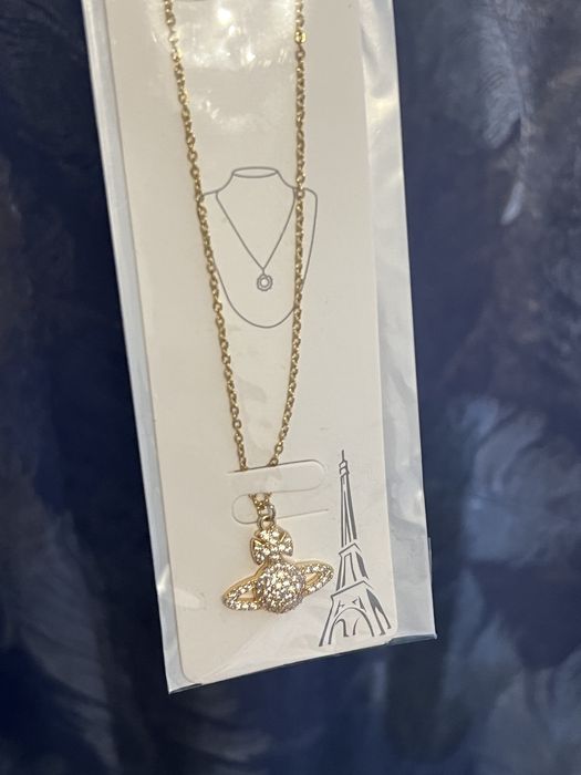 Bijuterii auriu sau argintiu