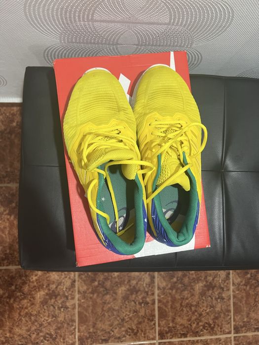 Маратонки Asics