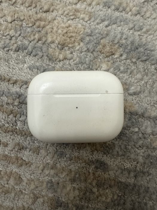 Airpods pro 1 версия оригинал