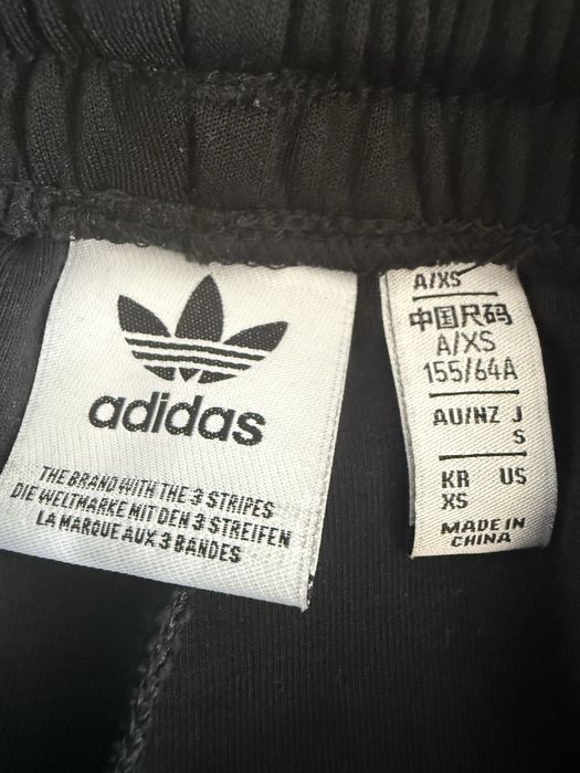 Продам брюки на девочку