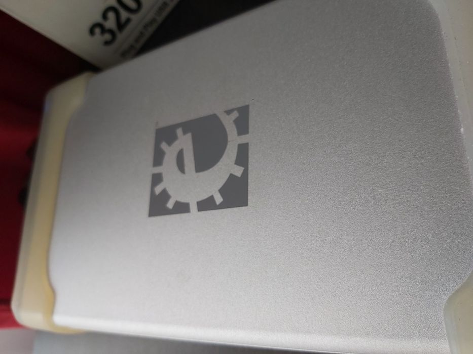 Hard disk extern WD 320G