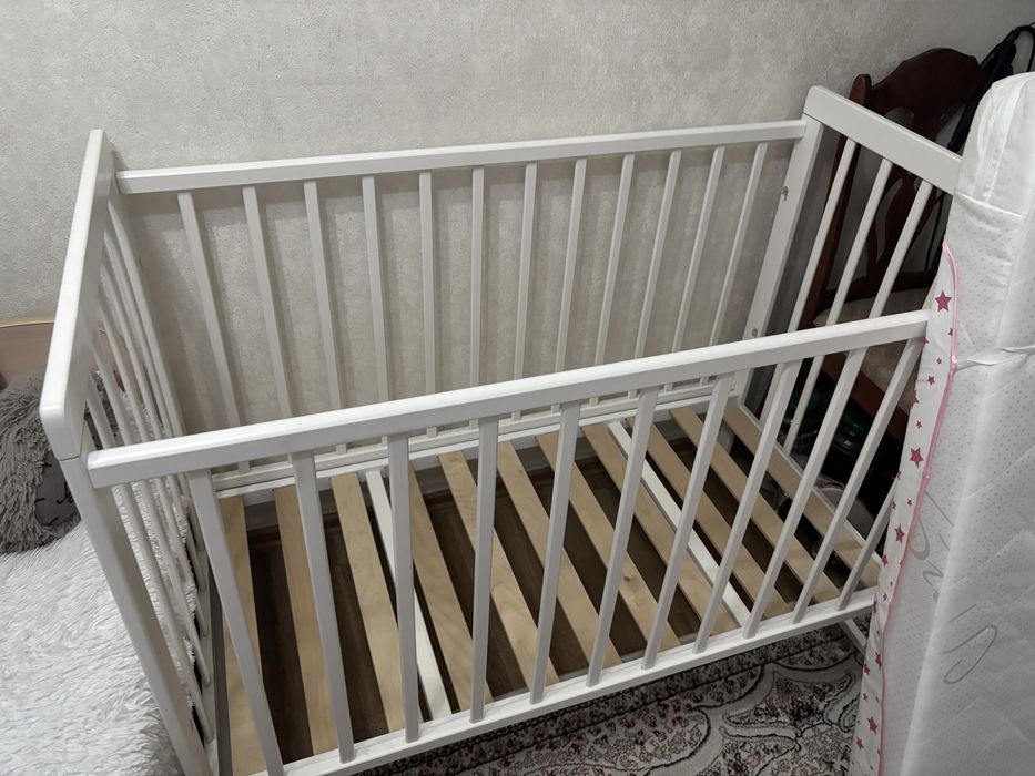 Кроватка детская