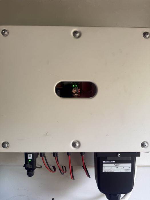 Vand invertor Huawei 30 kw ON-GRID