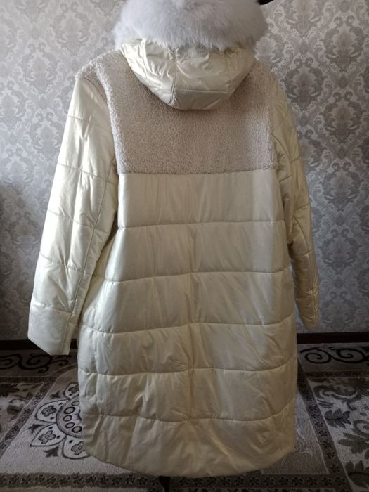 Продается новый куртка.