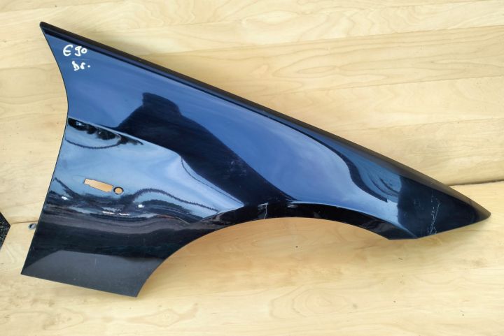 Aripa Dreapta BMW Seria 3 E90