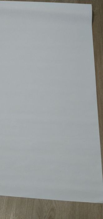 Продам обой в подарок клей