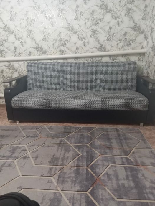 Продам диван книжка.
