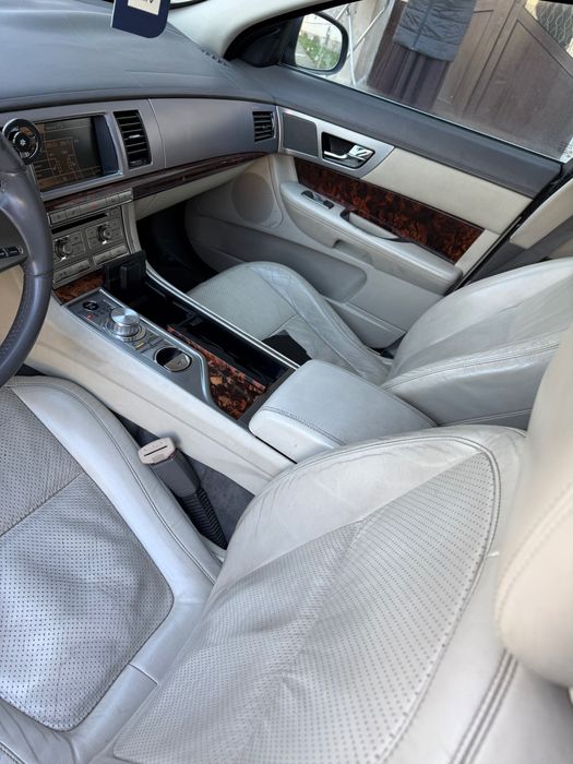 Schimb golf 5 gti, si jaguar xf