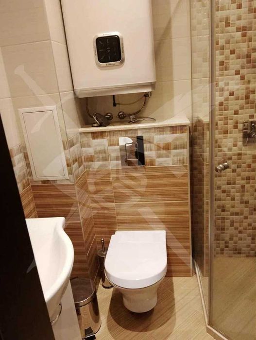 Дава се под наем Двустаен апартамент в Варна, Възраждане 1 - 90 кв.м за 600 € - Снимка #7