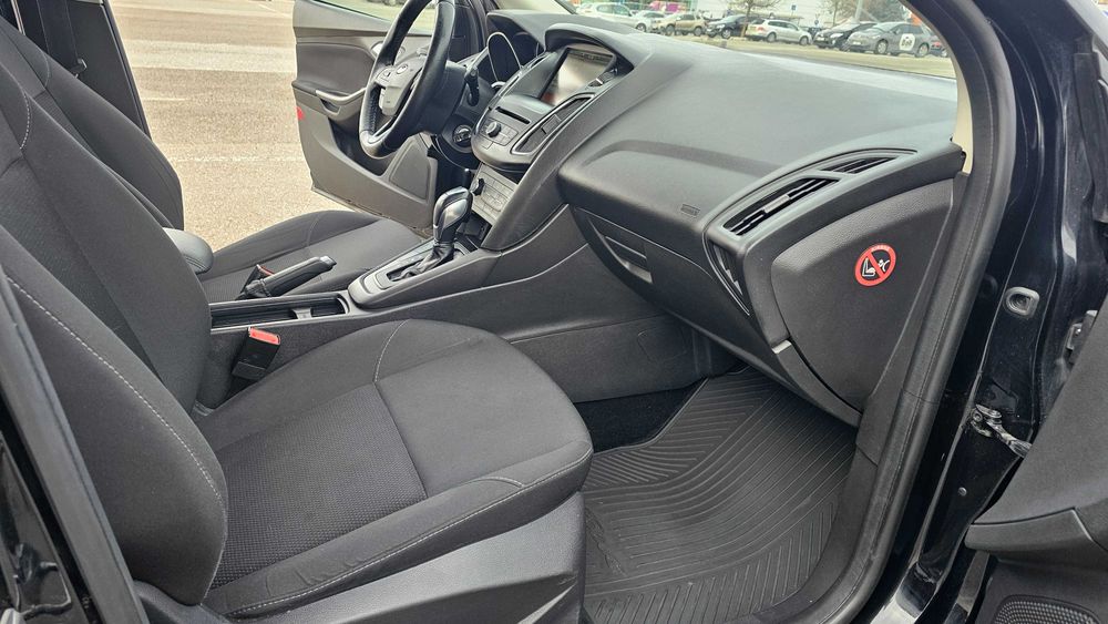 Ford Focus 1.5 Automat / AC / Navi / 120 CP