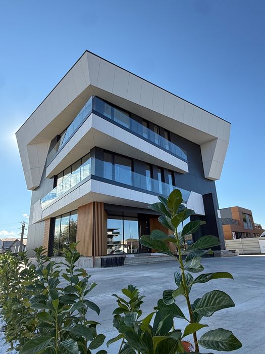 De inchiriat spatiu comercial