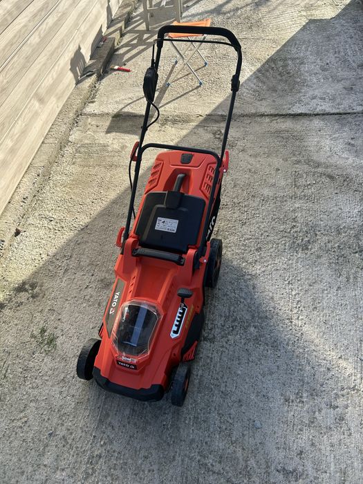 Vand masina de tuns gazon electrica yato