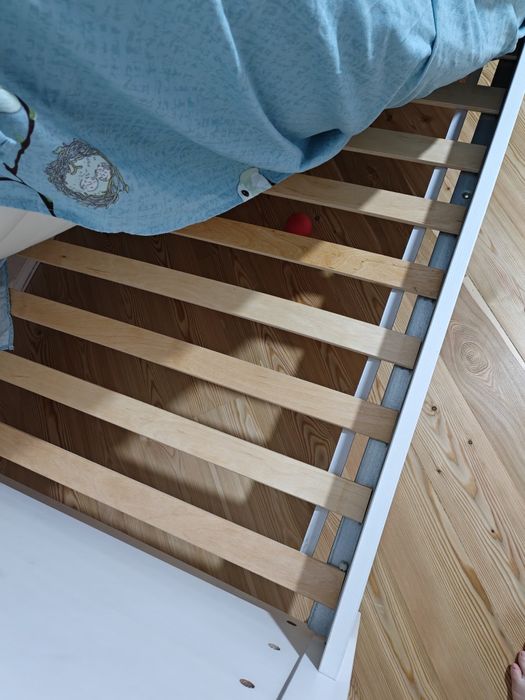 Кровать односпальная