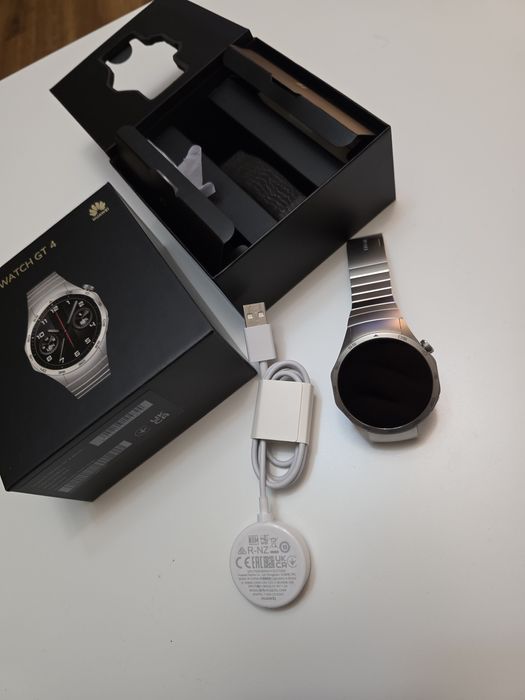 Vând Huawei WATCH GT4