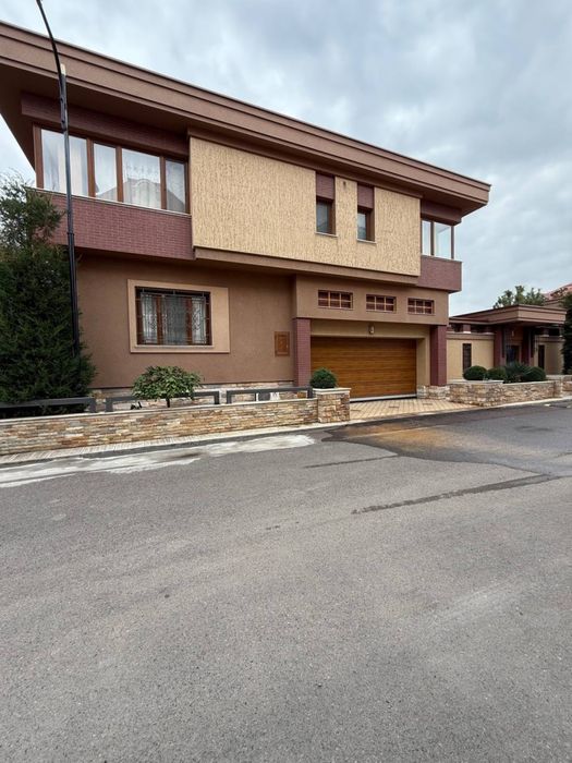 Участок Сдаётся ЕВРО ФУЛЛ На Институт Культуры Мирзо улугбек