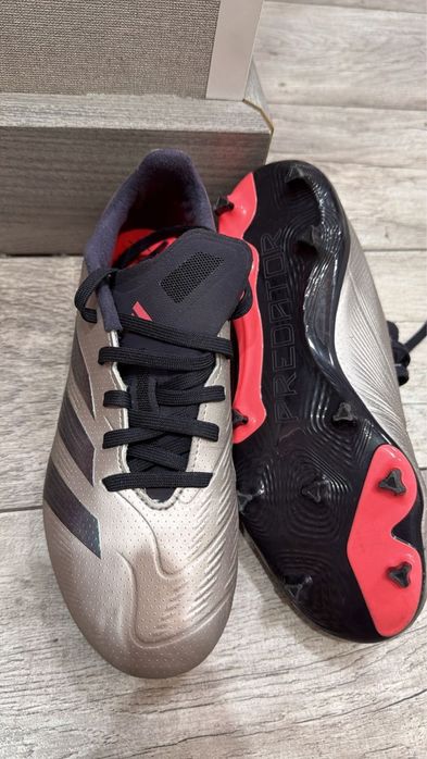 Обувь качественная!!