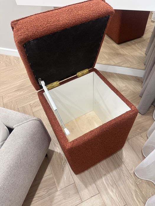Продам пуфики НОВЫЕ