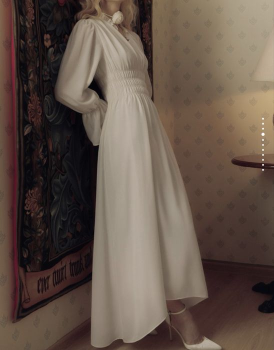 Продам платье от LICHI