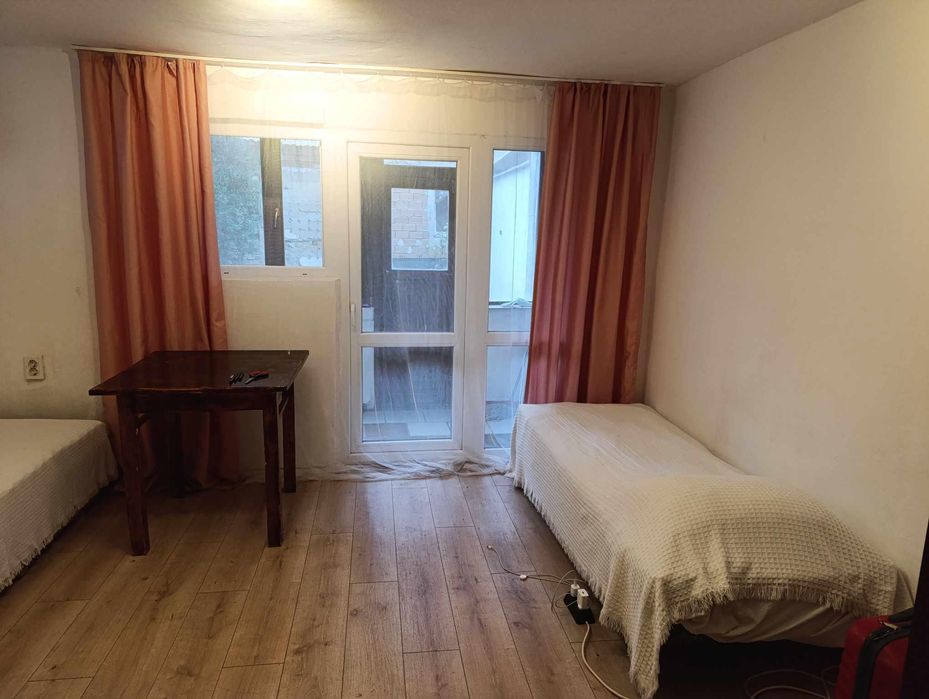 Дава се под наем Едностаен апартамент в Варна, Христо Ботев - 30 кв.м за 250 € - Снимка #1