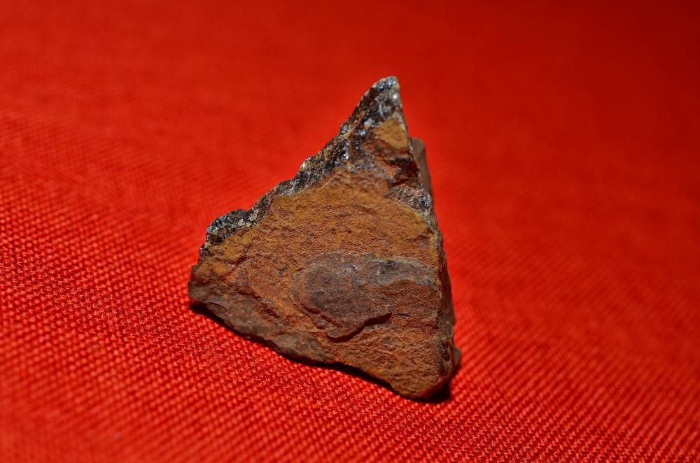 Камъни Tiger Eye