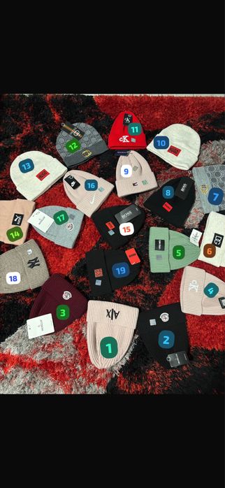 Diferite modele de caciuli