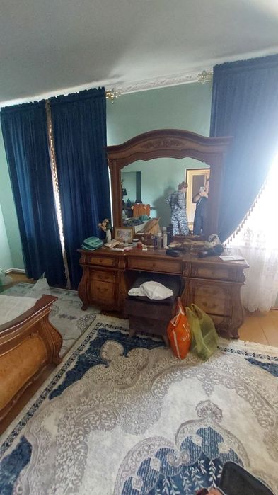 Спальный гарнитур сотилади