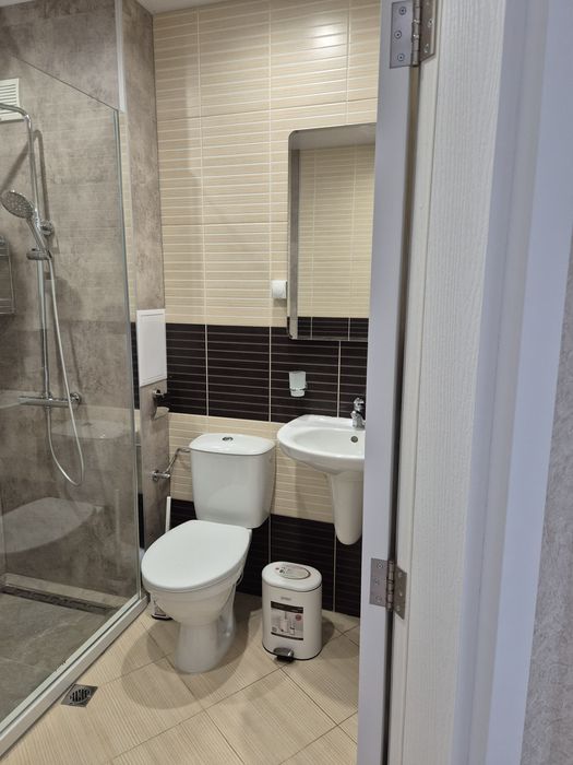 Дава се под наем Тристаен апартамент в к.к. Св.Св. Константин и Елена - 120 кв.м за 700 € - Снимка #18