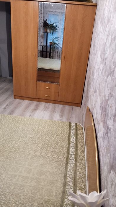Продам Шкаф,Кравать в подарок