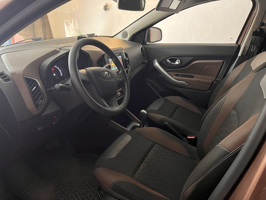 Продам Lada XRay