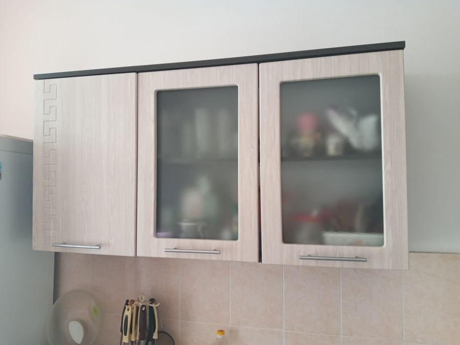 Продам кухонный гарнитура б/у