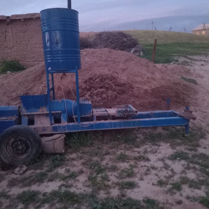 Гишт апарат лойдан