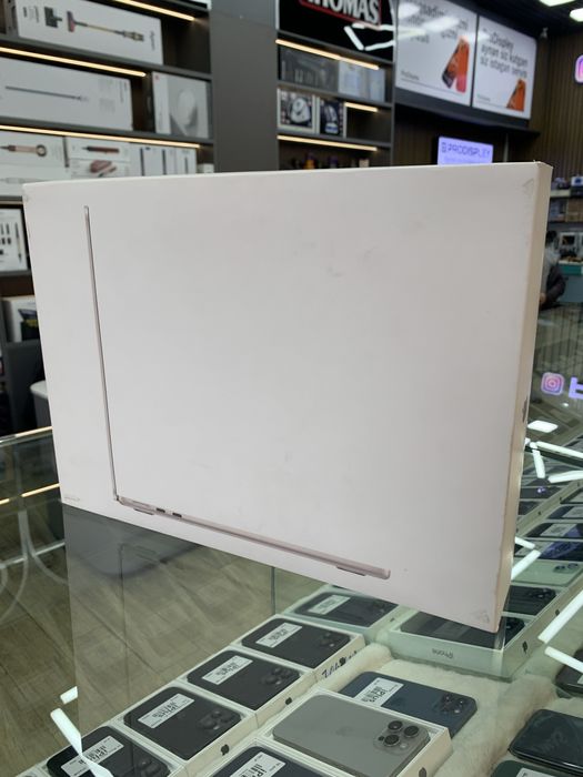 MacBook Air M4.13-inch 16/256GB