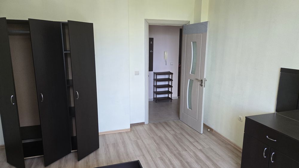 Дава се под наем Двустаен апартамент в Варна, м-т Сотира - 65 кв.м за 357 € - Снимка #3