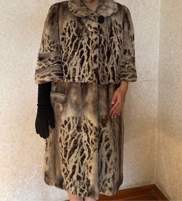 Продам норковую шубу.