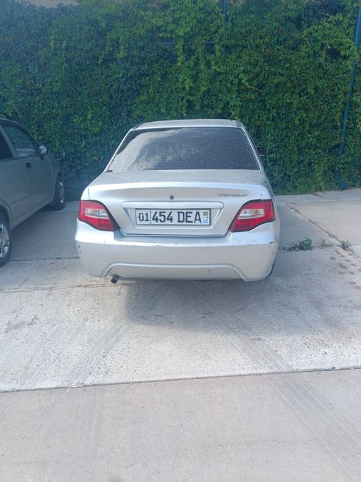 Nexia sotiladi2014 yil gaz bor prstoy