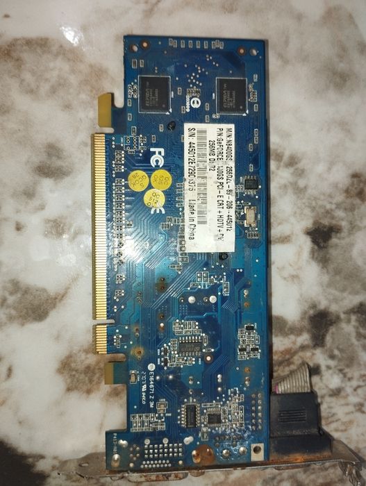 продаю видео карту