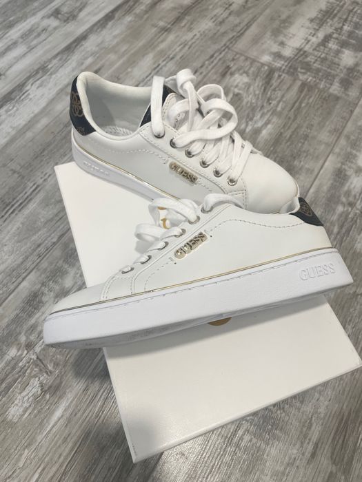 Кецове Guess 35 номер