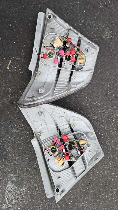 Задние фонари Lexus LS 430