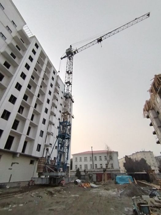 Qurillish kranni arendaga berladi