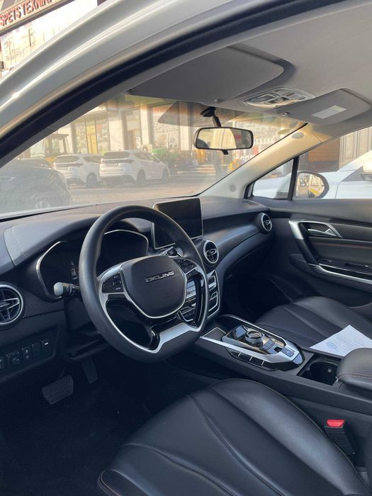 BEIJING EU 5 elektromobil bo'lib to'lash va avtokredit