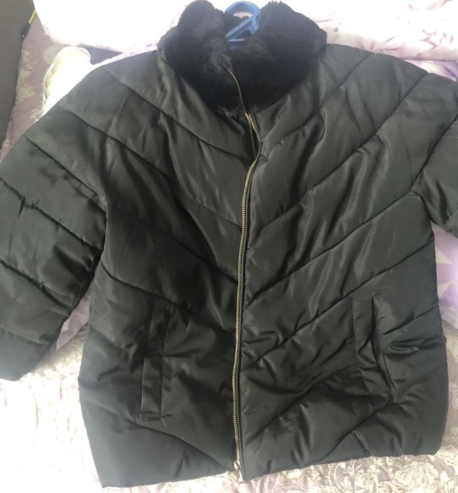 Продам куртку