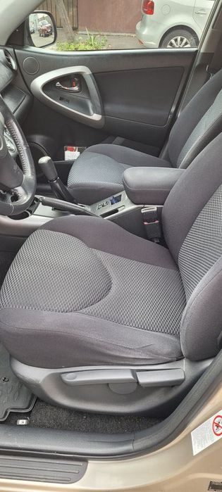 TOYOTA RAV4 0 — imagine 5